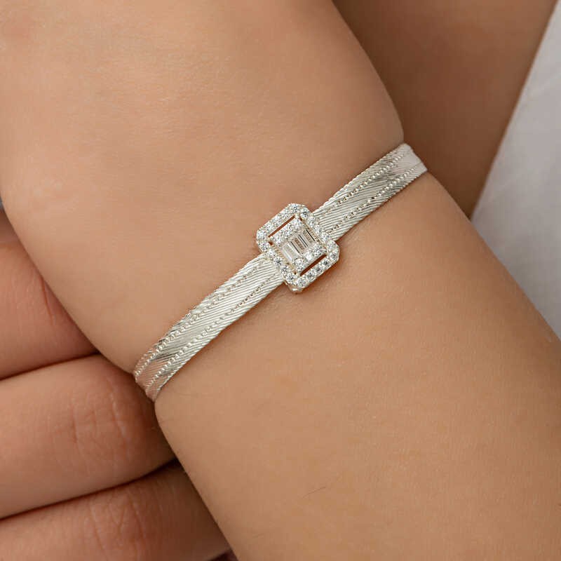 Altın Burada 7/24 Açık Online Kuyumcu